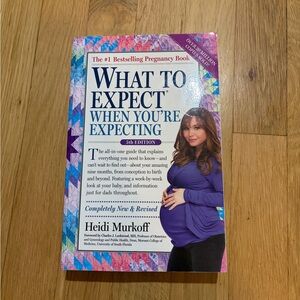 What to expect pregnancy book